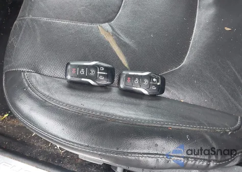 2014 Ford Fusion Titanium z USA, uszkodzony, nr VIN 3FA6P0K9XER349634